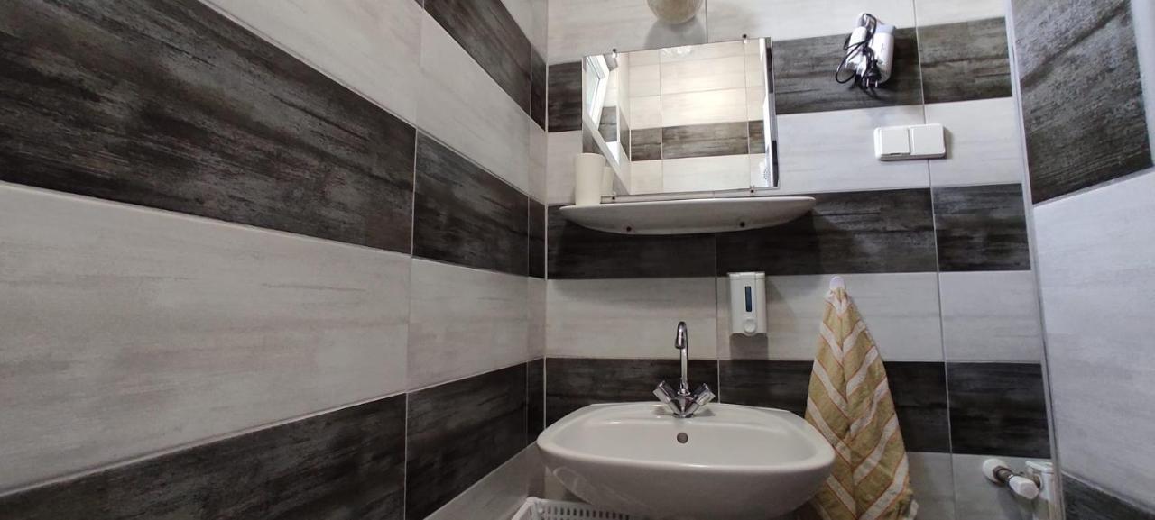 Fortuna Apartman Hajdúszoboszló Екстериор снимка