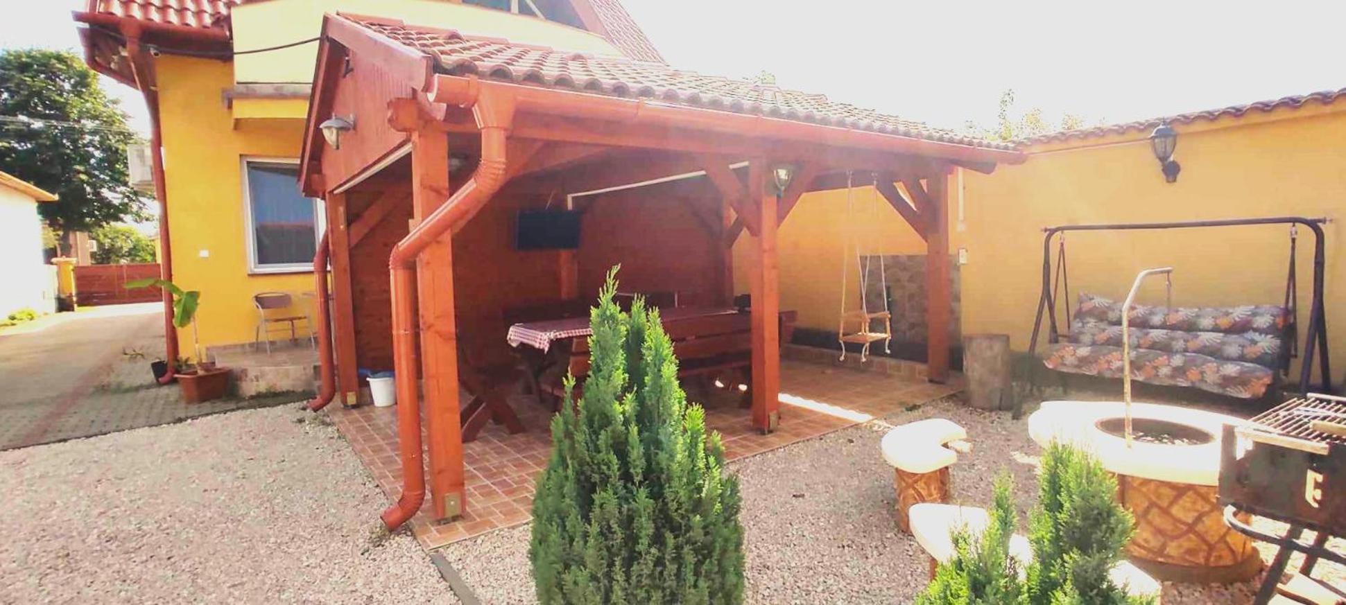 Fortuna Apartman Hajdúszoboszló Екстериор снимка